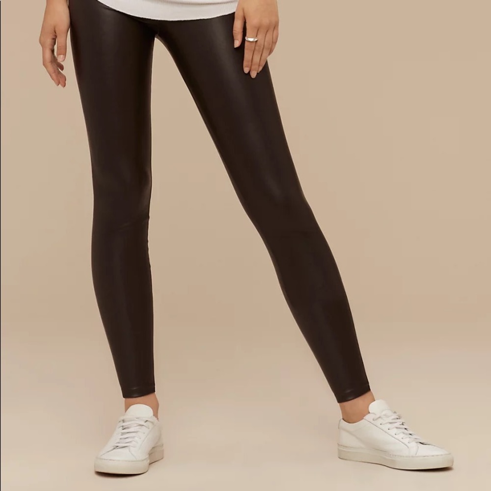 Aritzia Daria vegan leather leggings